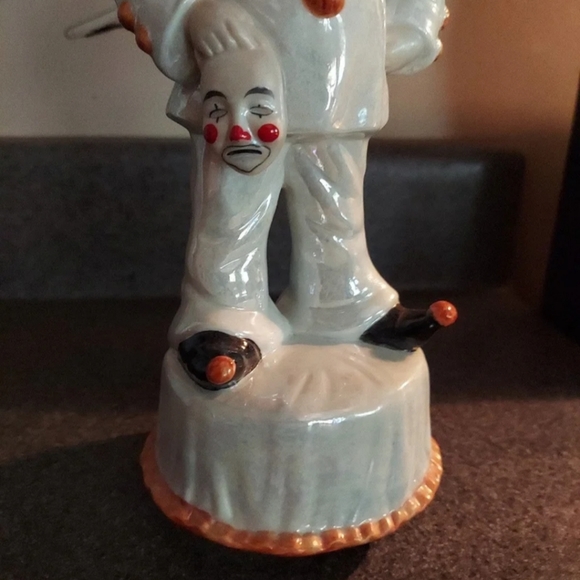 Aldon Lusterware Fine Porcelain Musical Clown Rare! EUC Vintage LIKE NEW DISPLAY - Picture 6 of 7
